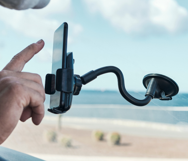 Choosing the Best Phone Mount for Your Road Trip