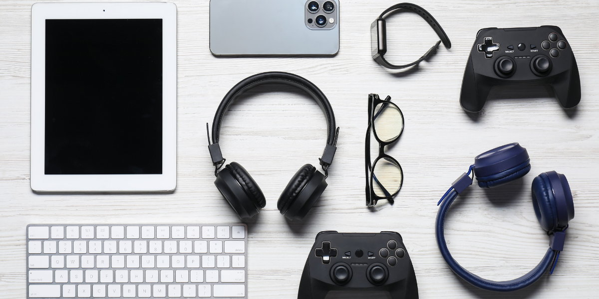 7 Must-Have Mobile Accessories to Simplify Your Daily Life