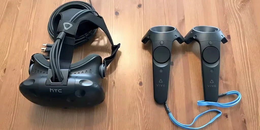 HTC VIVE VR Headset PC Gaming Headset HTC VIVE Controller 1.0 HTC VIVE Base Station 1.0 6DoF SteamVR Tracking